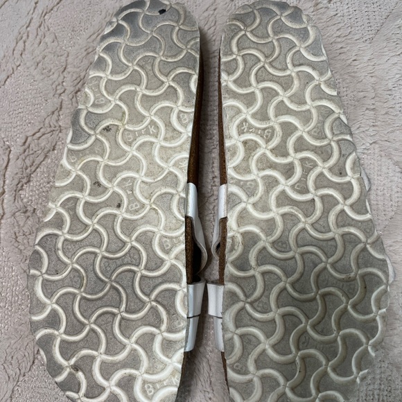 Birkenstock Yao White Leather Sandals EU 40 US 9 Women EUC Adjustable Straps - Picture 7 of 8